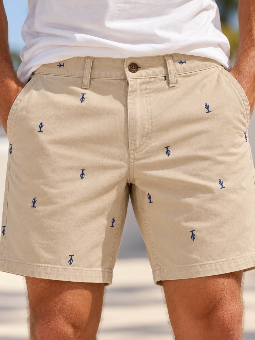Old Navy Slim Fit Cactus Print Shorts Beige 29